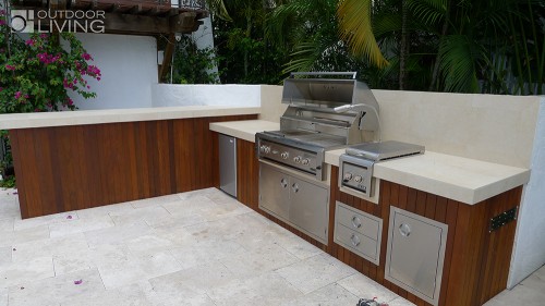 Outdoor Kitchen with a beautiful concrete countertop