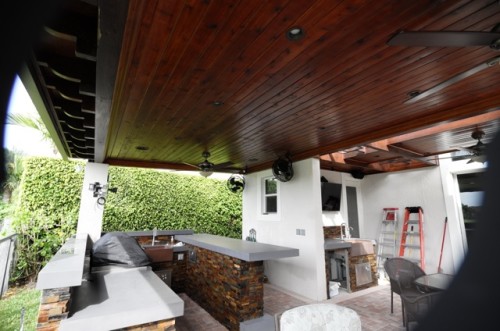 Roofed Patio Extension with Outdoor Kitchen in Palm Beach Gardens